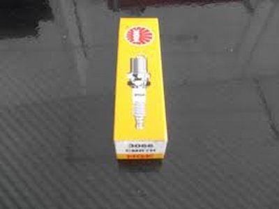 Spark plug NGK CMR7H  1 Stuks